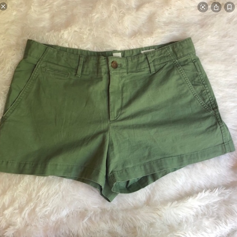 Gap twig green summer shorts